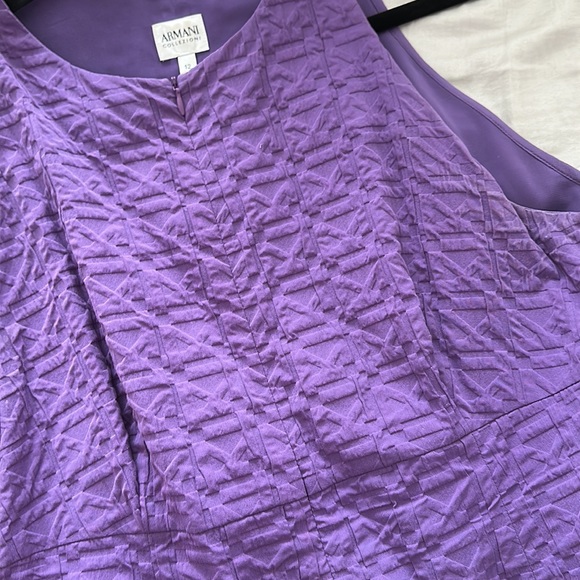 Armani Collezioni short sleeve dress with front zipper and pockets - Picture 4 of 6